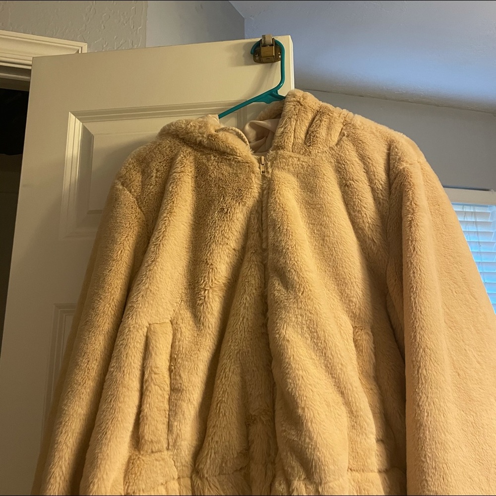 pacsun brown fuzzy jacket